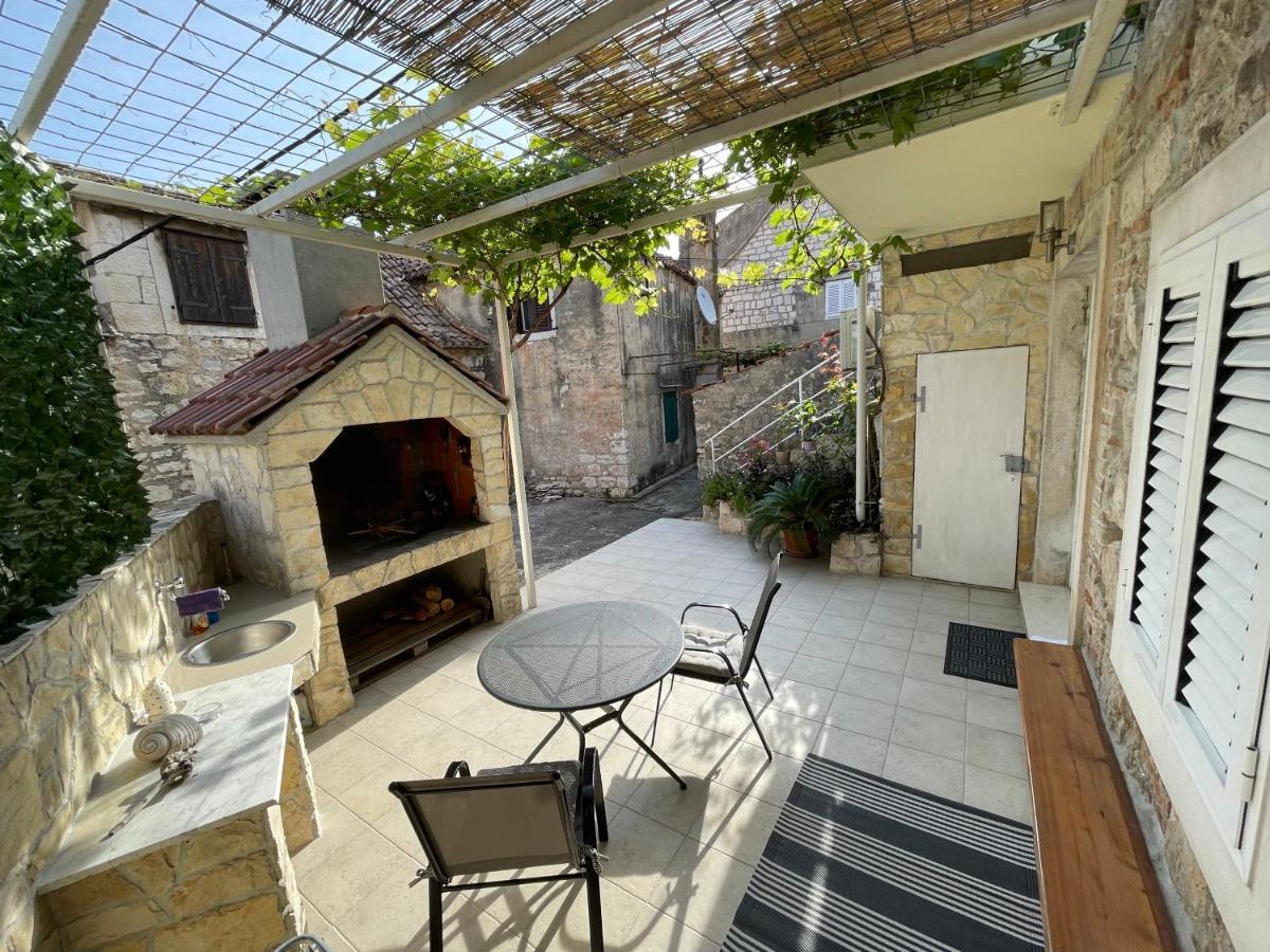 Studio Apartment Klaric Vis Exterior foto